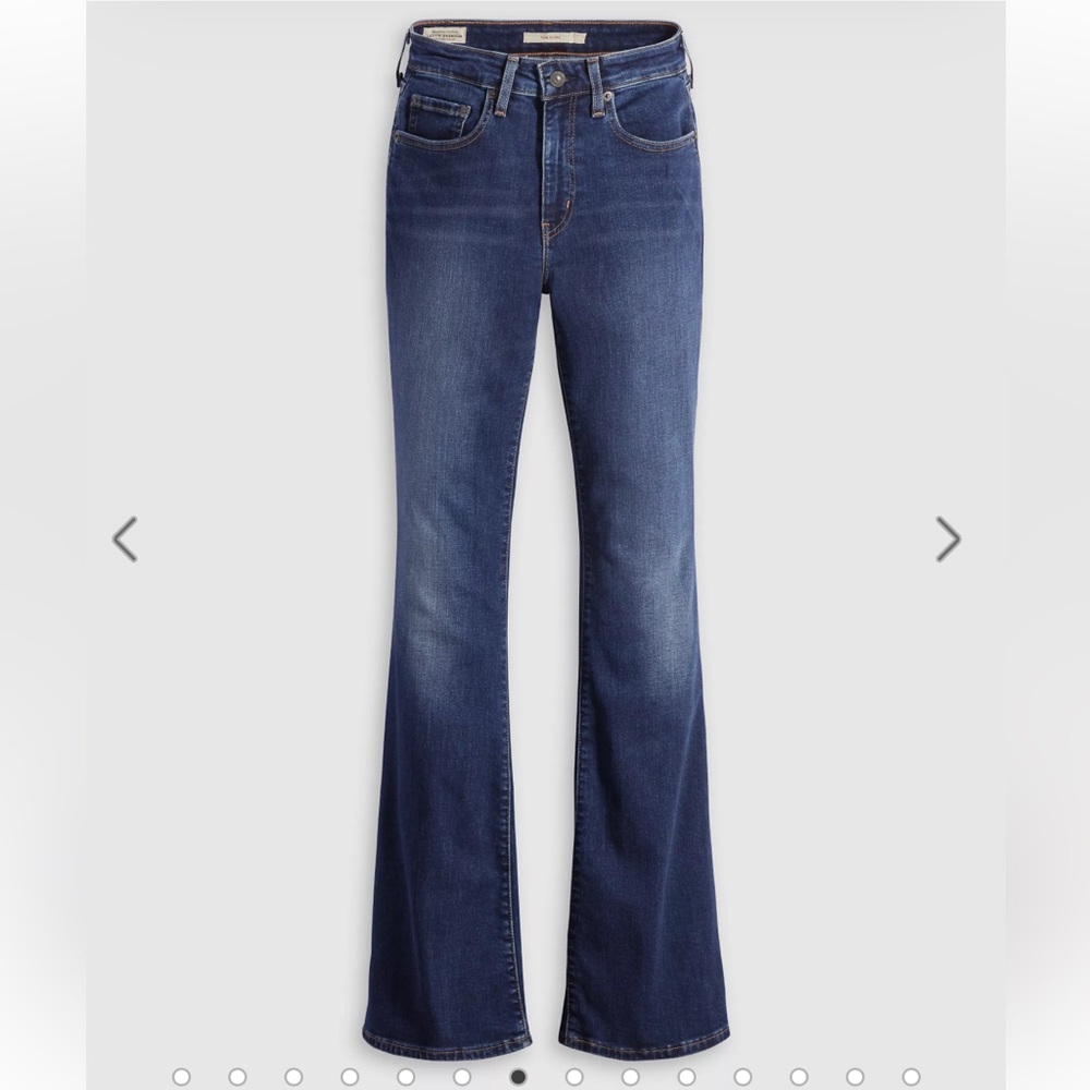 Levi’s 726 Flare High Rise Jeans 28x30